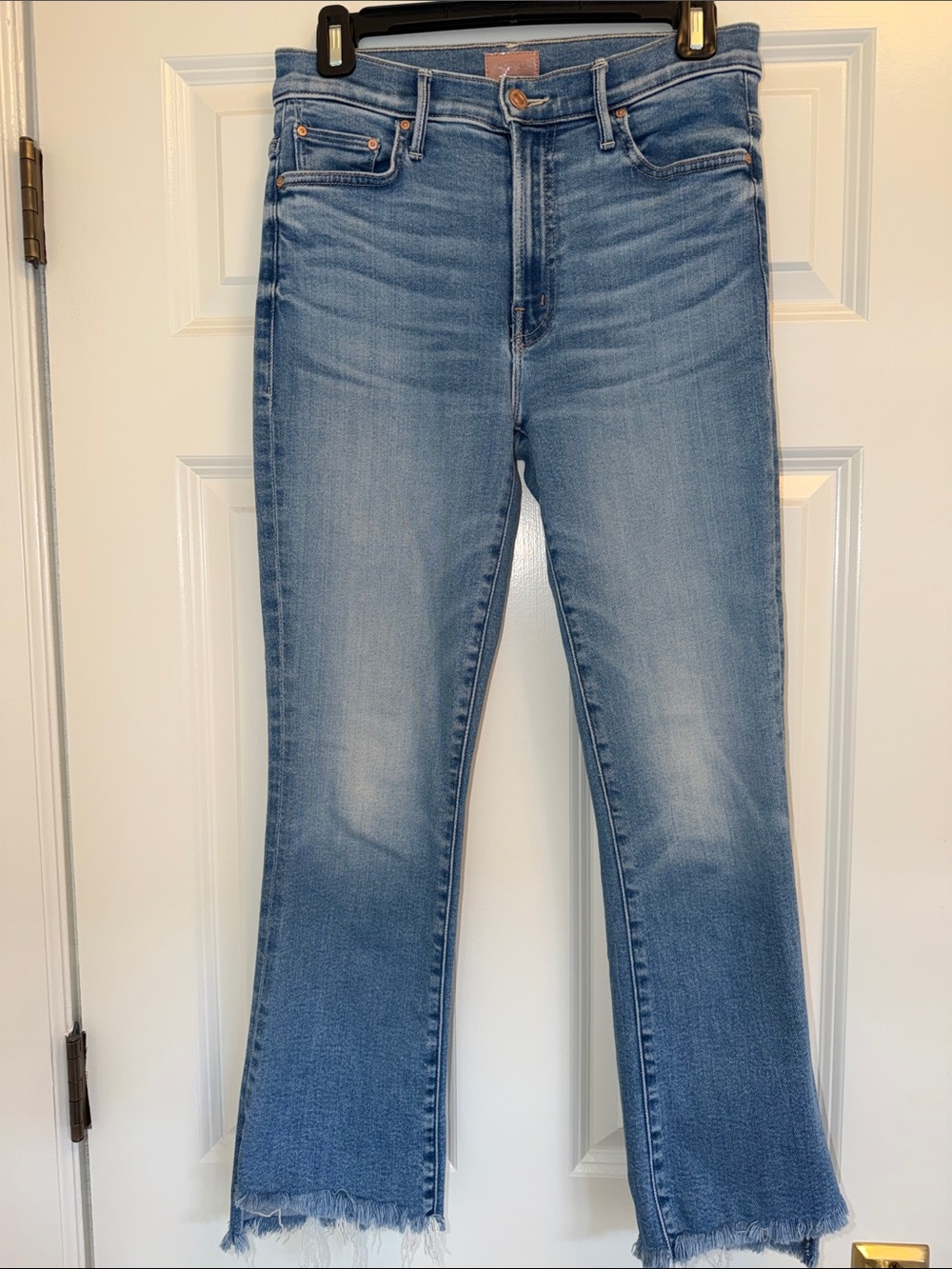 MOTHER The Insider Crop Step Fray Jeans